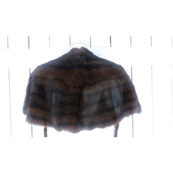 Vintage fur stole wrap 40s 50s brown fur capelet caplet bridal wedding wrap - Picture 7 of 7